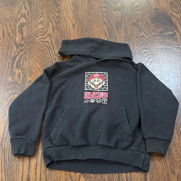 Super Mario Boys Hoodie, Size 6/7 - Picture 2 of 6